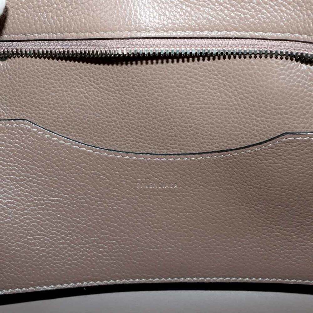 Balenciaga Neo Classic City Small 2-way Hand/Shoulder Handbag, Leather, Beige... - Picture 8 of 9